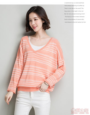 2017春装新款 韩版条纹V领宽松针织衫，时尚百搭之选